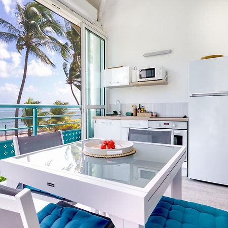 Le Touloublue - Tres Bel Appartement Face A La Mer Sainte-Anne  Exteriör bild