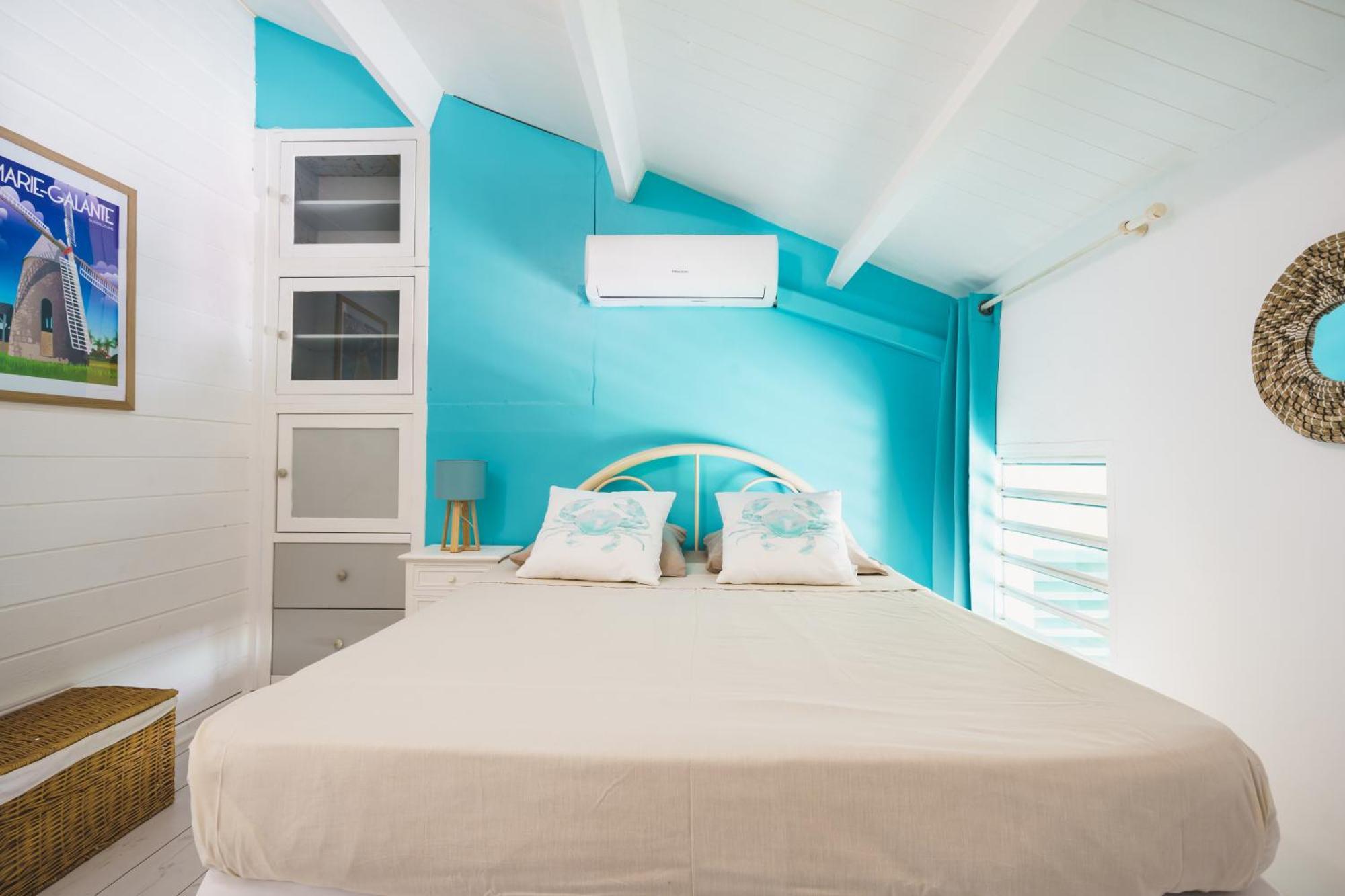 Le Touloublue - Tres Bel Appartement Face A La Mer Sainte-Anne  Exteriör bild